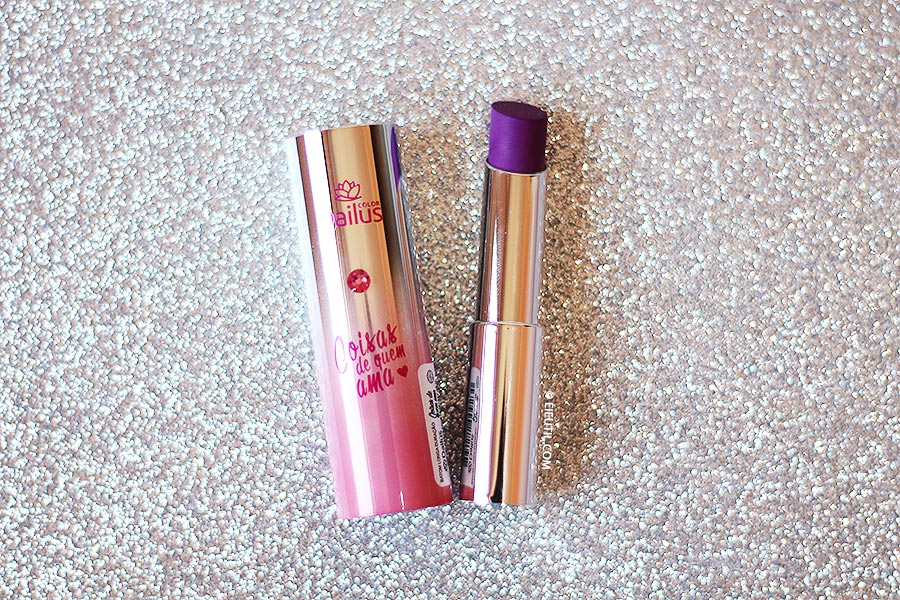 Batom (Roxo Nostálgico)