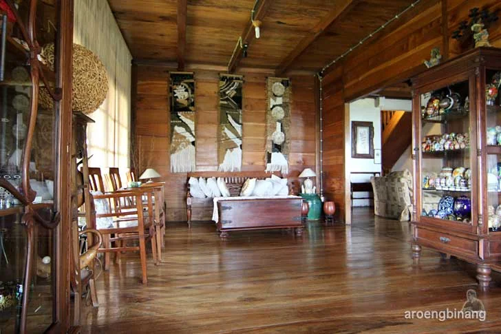 villa la lita gunung bunder