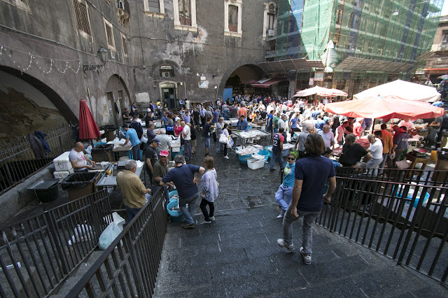 La pescheria-mercato del pesce-Catania