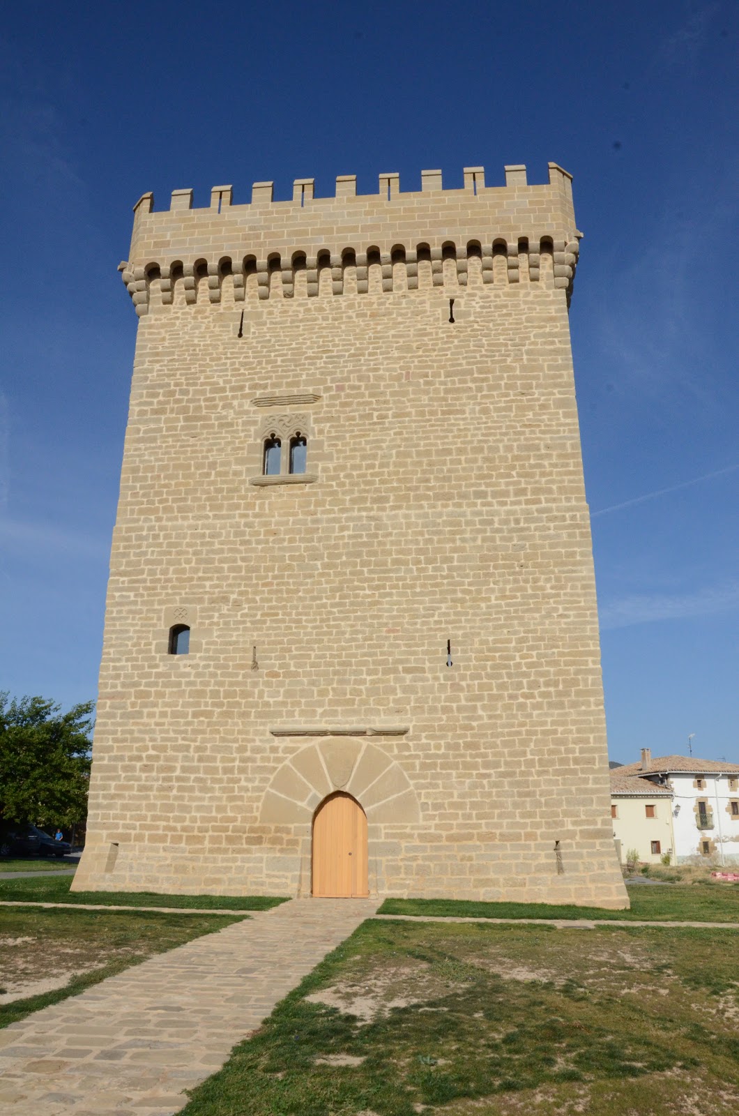 TURISCAPADAS TORRE PALACIAL DE OLCOZ