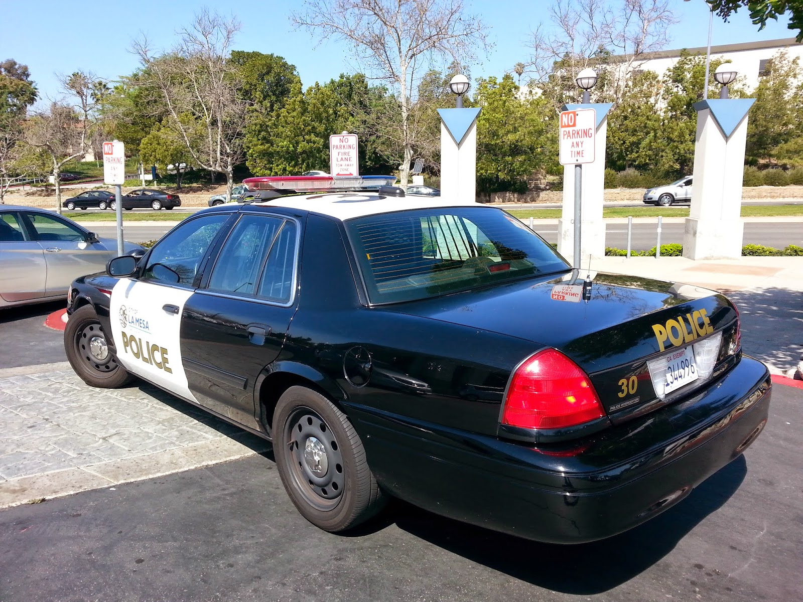 car NOW I know why cops have license plates that state they are