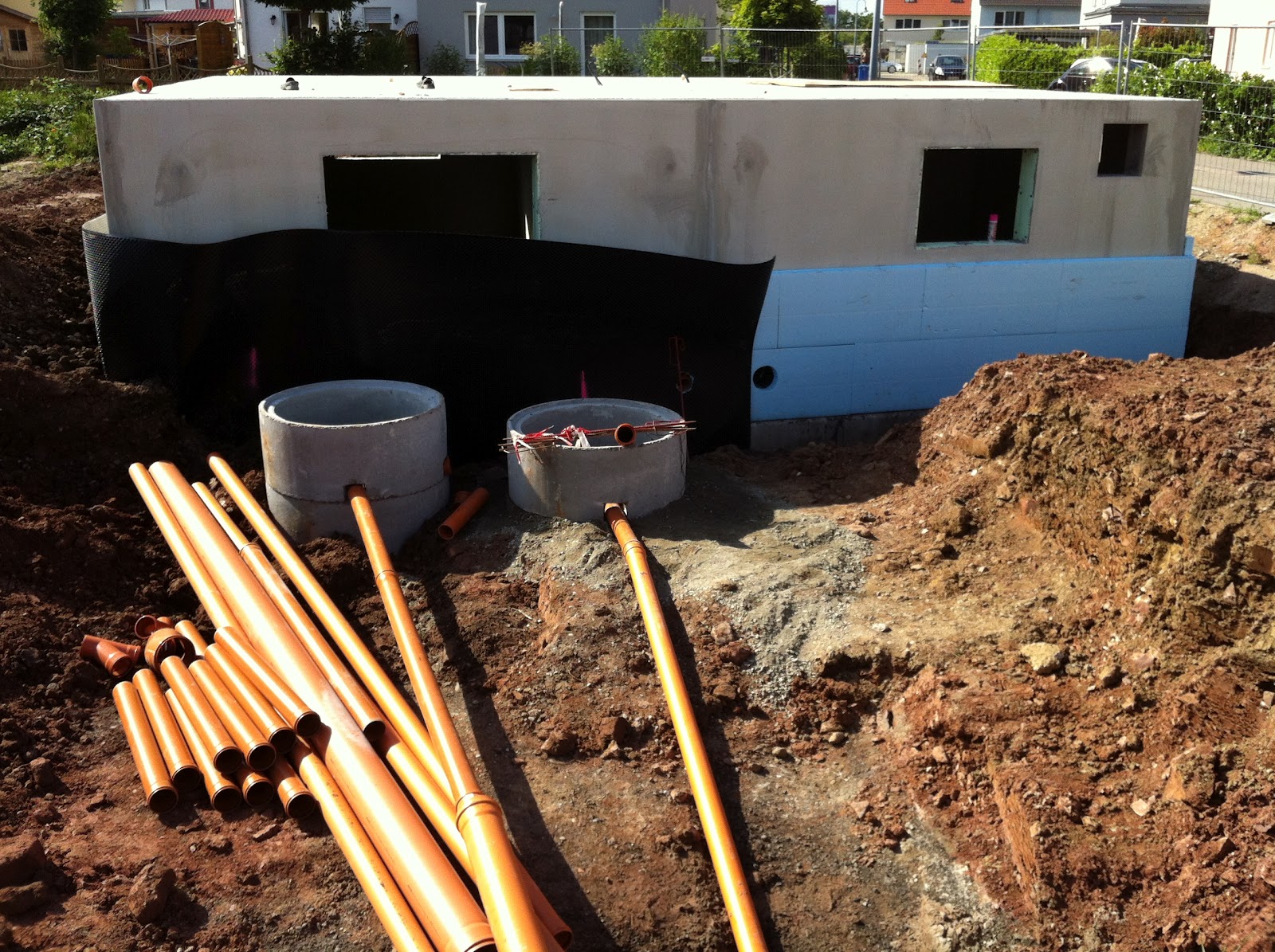 Hausbau Tagebuch von Christine und Thomas Anschlüsse