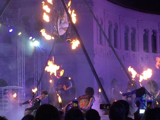 2015 Singapore Night Festival - Starlight Alchemy Performance