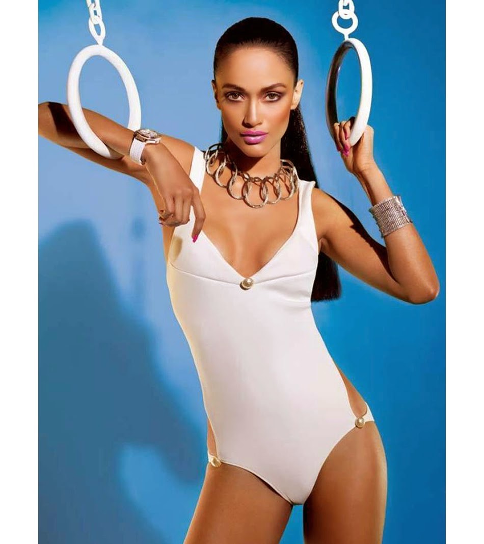 Indian Model Angela Johnson Hot Bikini Photos.