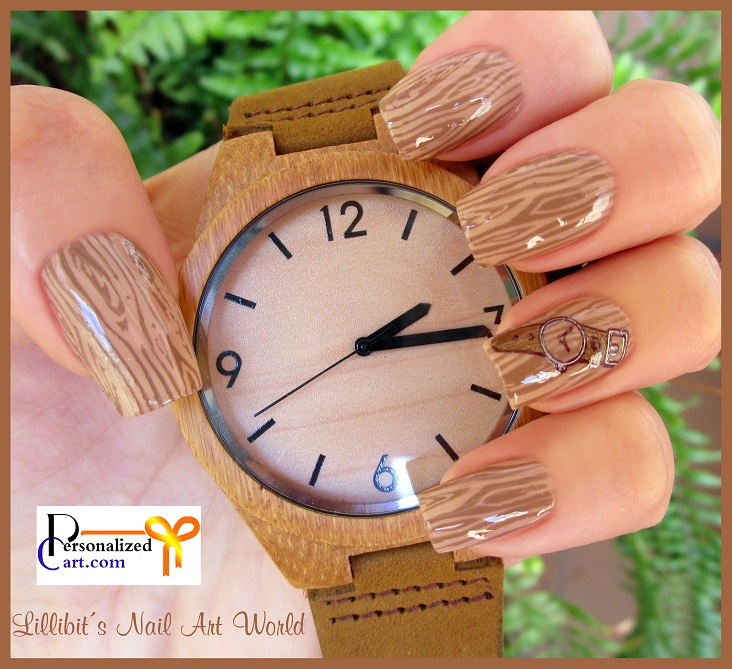 Lillibit´s Nail Art World: Reloj de madera de bambú de Personalized 