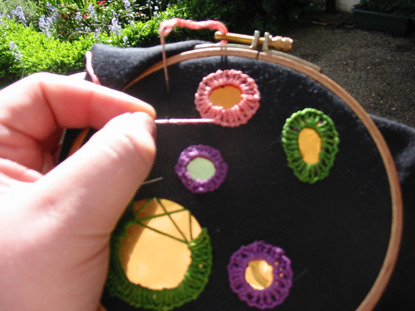 Bunny's Novel Cleansers: Tuesday Tutorials; Shisha Embroidery Stitches