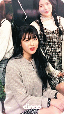 비밀정원 세로 라이브 유아.gif | 인스티즈