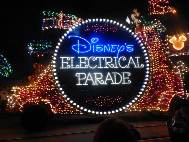 parade Magic Kingdom Disney World