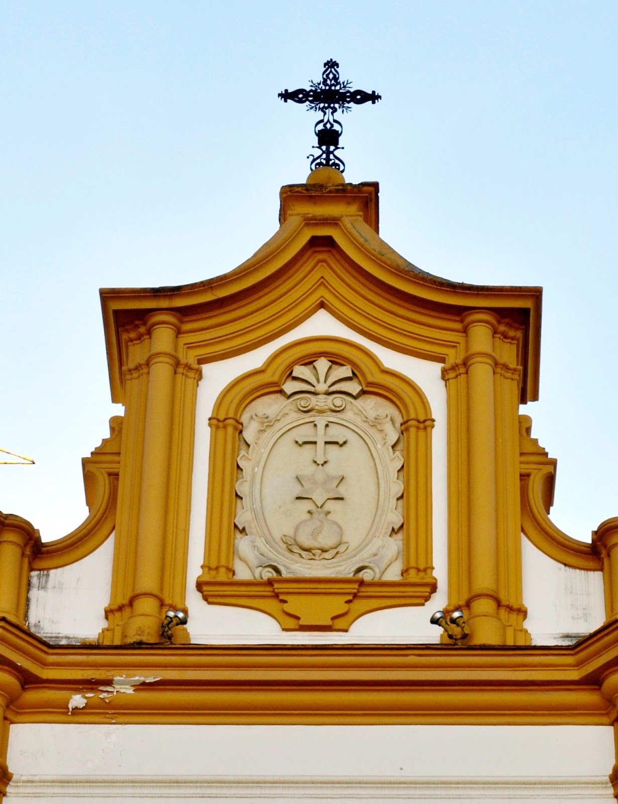 Sevilla Daily Photo La fachada del Hospital San Juan de Dios (1).