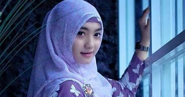 Cerita Ngentot Tante Berjilbab