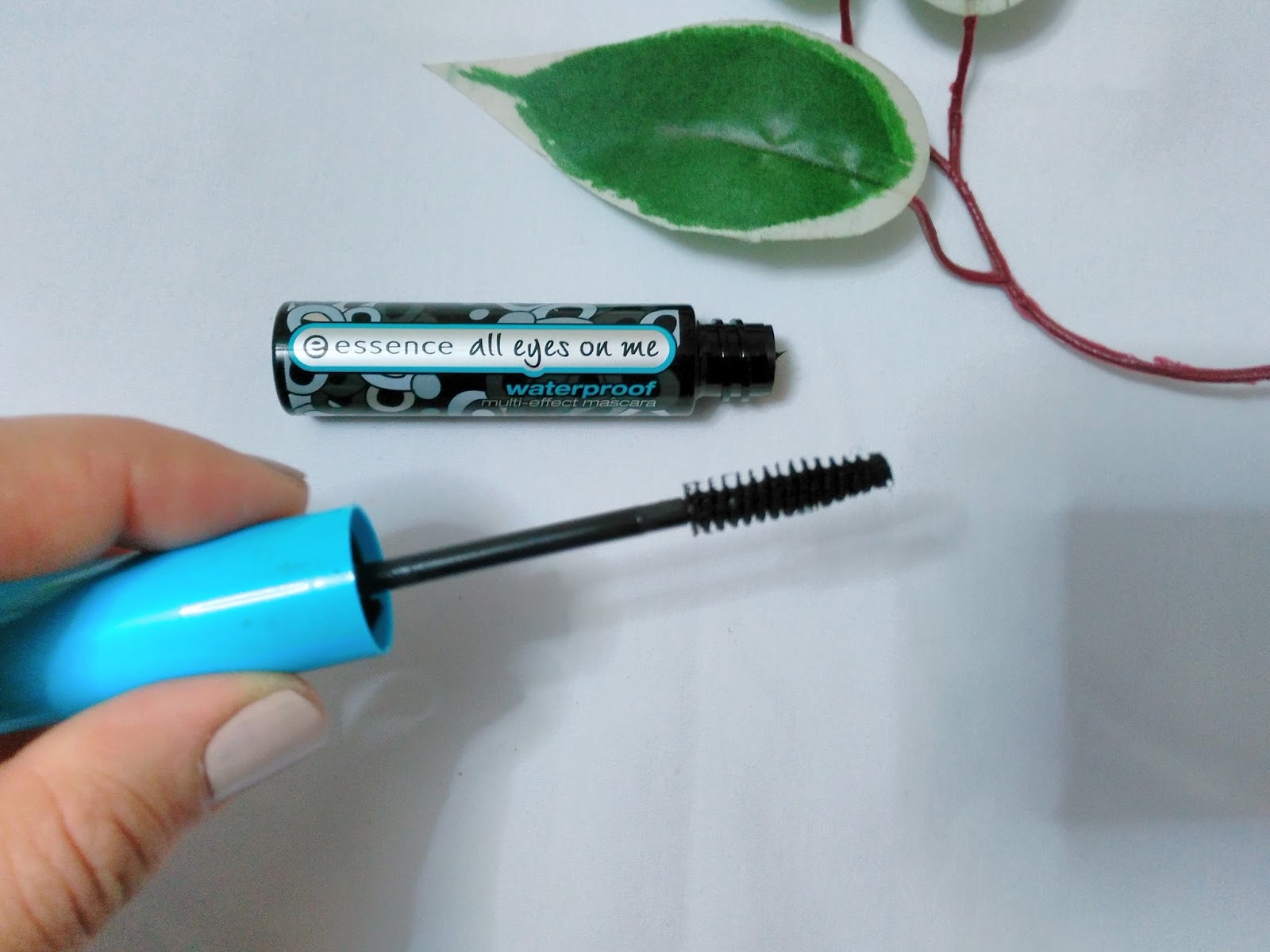 EvintekkızıMona ESSENCE ALL EYES ON ME MASCARA