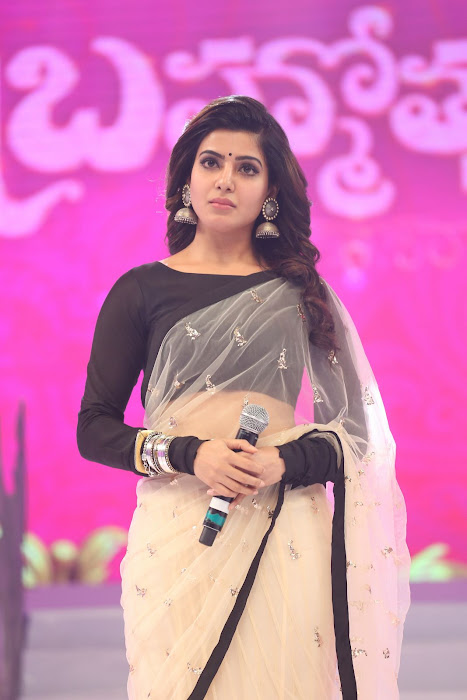 Samantha Ruth Prabhu photos from Brahmostsavam Audio Launch 29