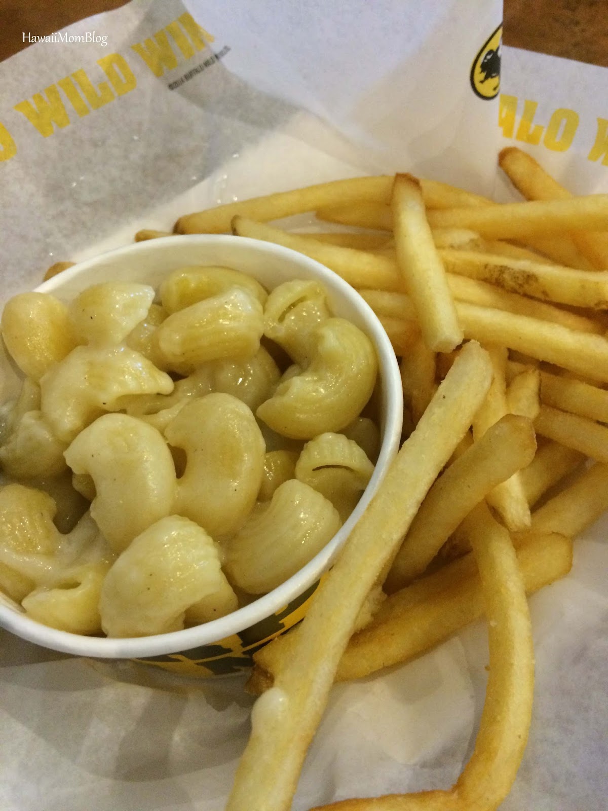 Hawaii Mom Blog Buffalo Wild Wings Now Even KidFriendlier