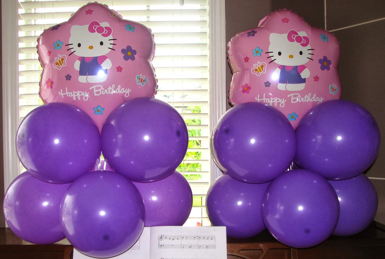 Utopia Party Decor *** Hello Kitty Balloons