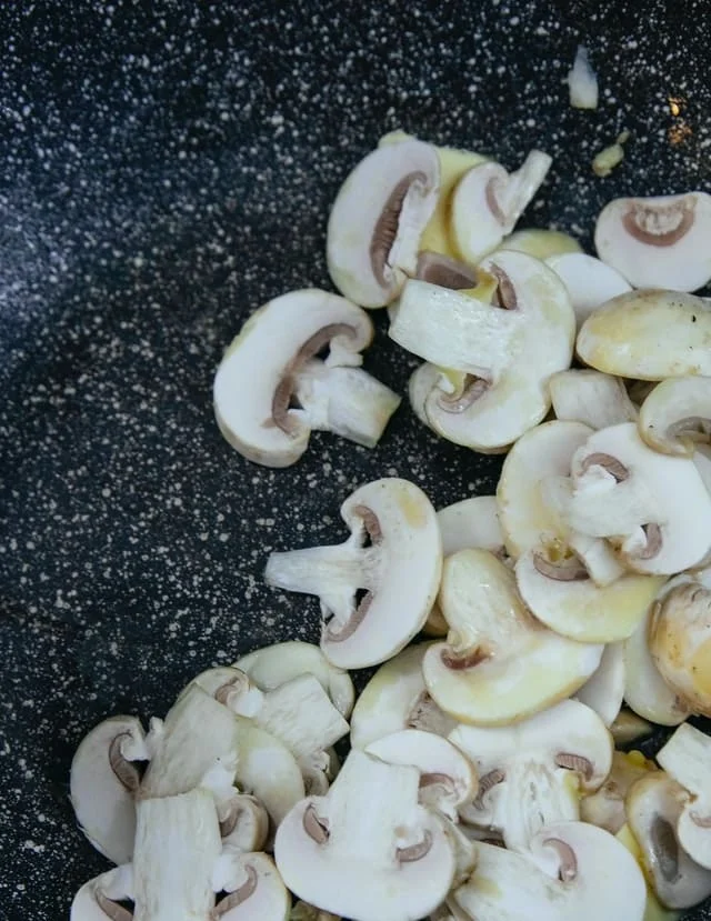 Chopped button mushrooms