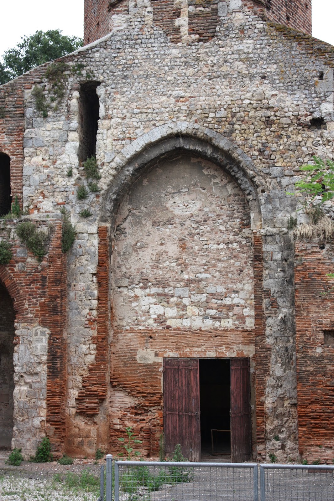 Atlas roman Agen Ancienne église SaintHilaire (47)