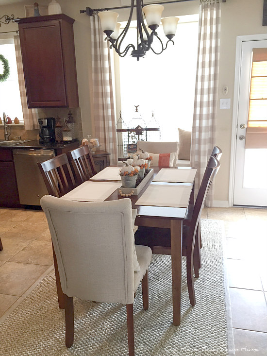 Our Home Away From Home BREAKFAST AREA & A DIY TABLE CENTERPIECE