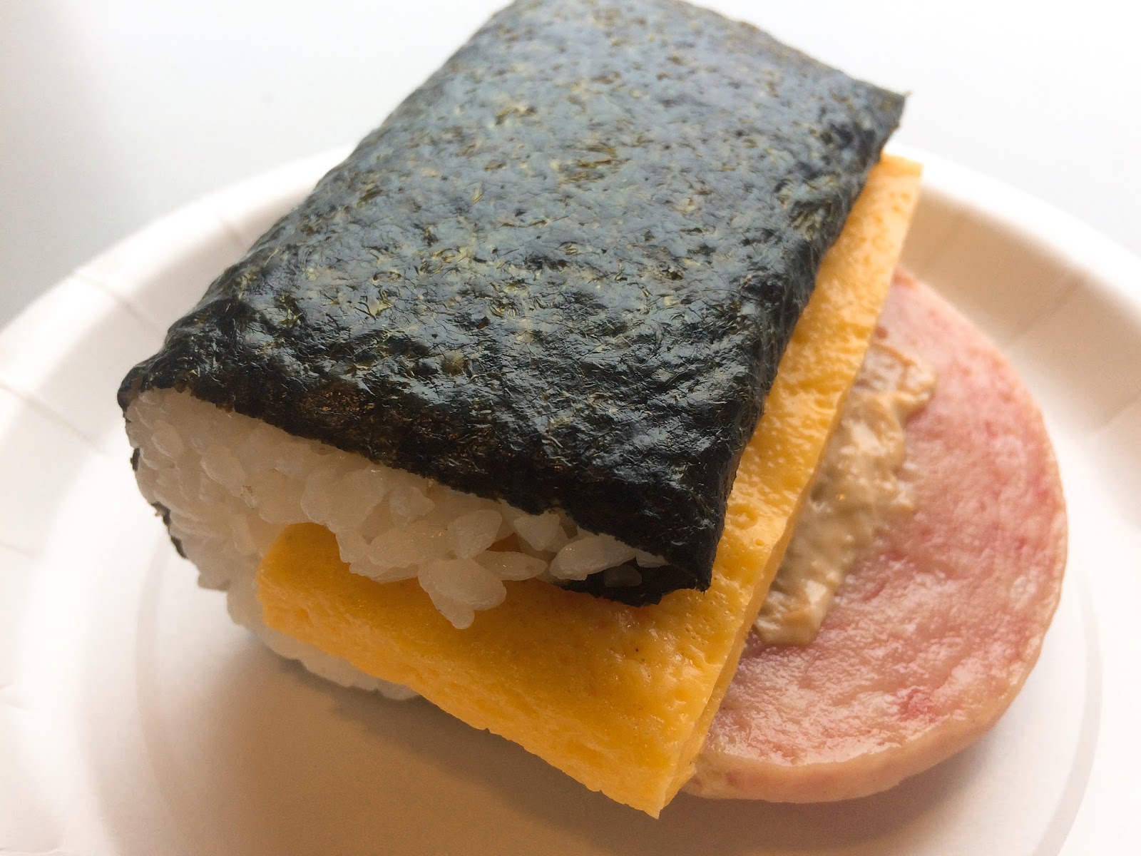 セブンのおにぎり!ポーク玉子ツナマヨネーズ!おにポー旋風だぁ!/コンビニ研究本部おにぎり調査室