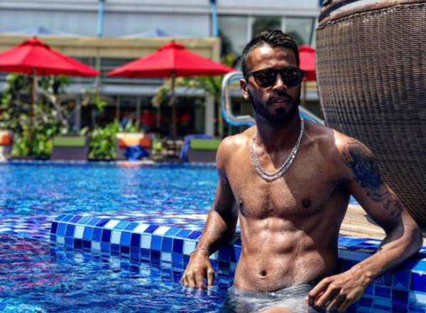 Hardik Pandya Cricketer Lifestyle Height Weight Date Of