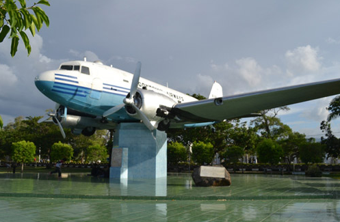 Seulawah plane replica RI 1 in Blang Padang