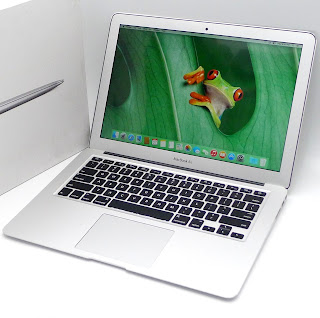MacBook Air 13" Core i5 Early 2015 Fullset