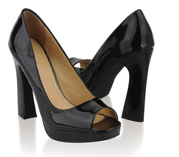 Look for Less: Miu Miu Patent Pumps | Viva Fashion