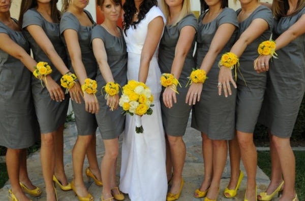 Diy Wedding Corsages For Your Bridal Party Or Guests Oh Lovely