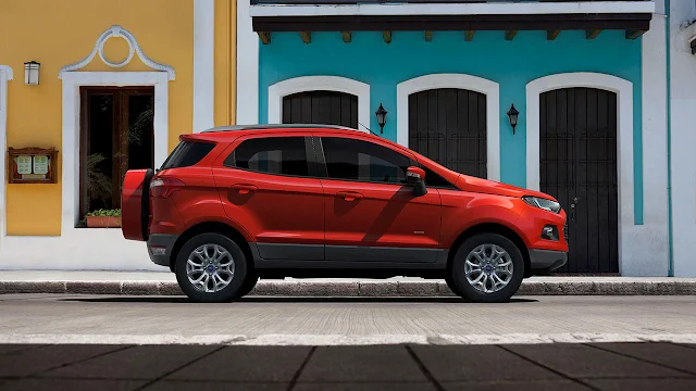 Ford Ecosport side