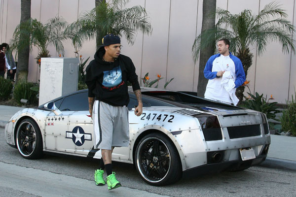 chris-brown-lambo032911101.jpeg