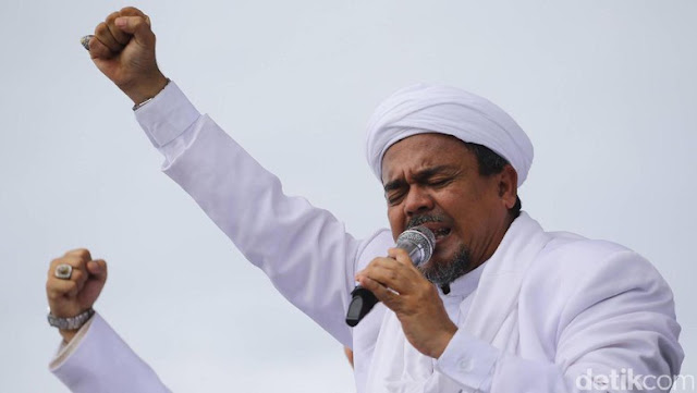 Firza Dipaksa Akui Ada Hubungan dengan Habib Rizieq Firza Dipaksa Akui Ada Hubungan dengan Habib Rizieq