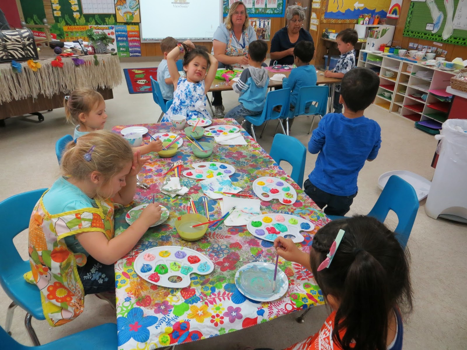 Preschool For Rookies: Teacher of the Day: Tea Party theme