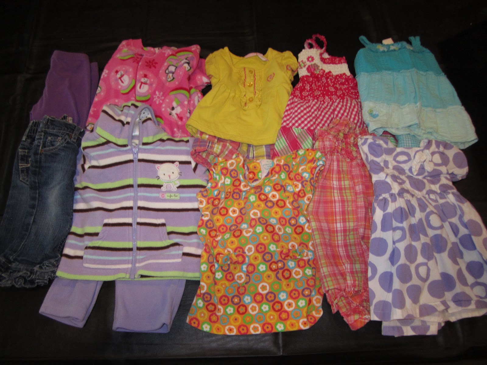 Bergh Party of 6: Lot of Girls Clothes For $ale - size 6-9m