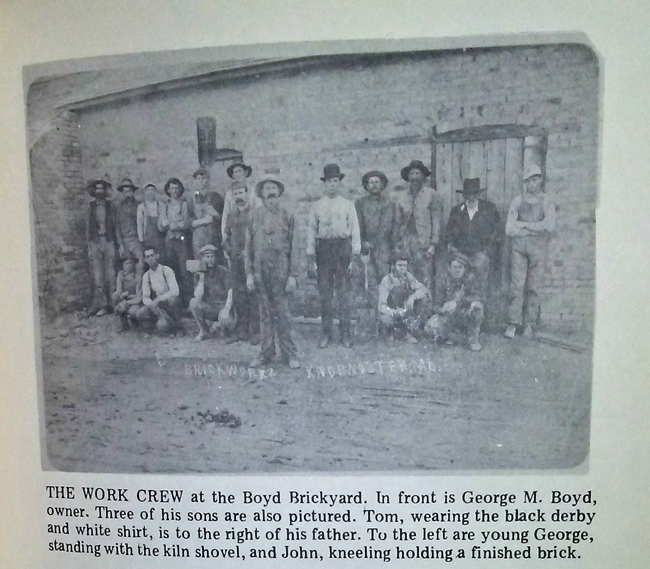 SHOW ME Johnson County West Central Missouri History 1976 Book