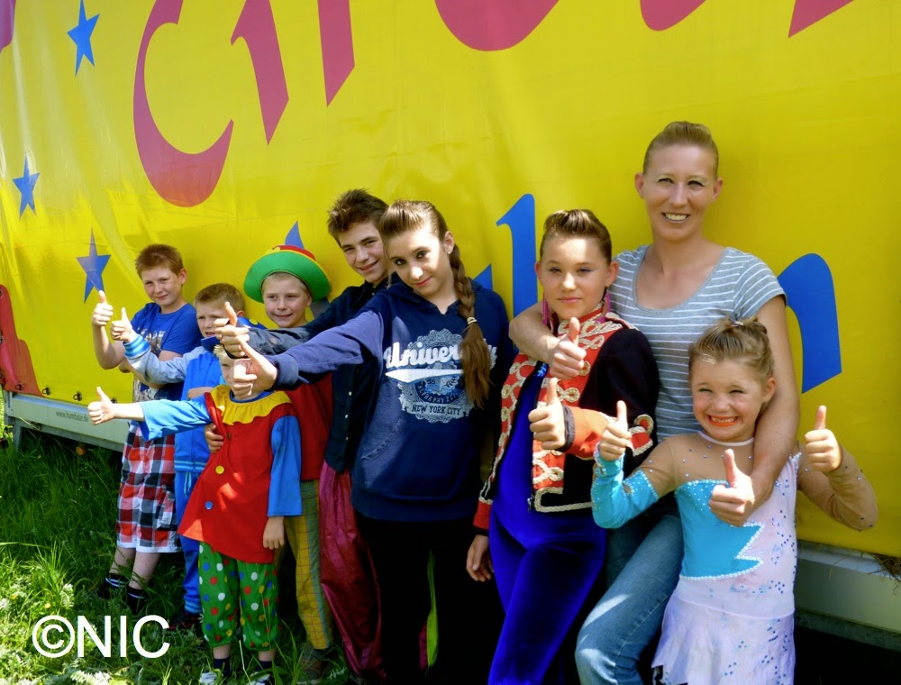 Norberts Internationale Circuswelt: Circus Mulan: Grüsse ...