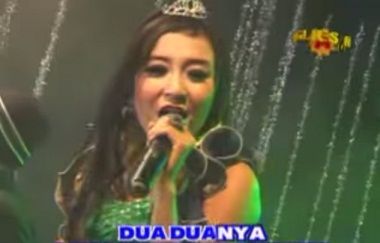 Lagu Elsa Safira MP3 - Sahabat - New pallapa Lagu Elsa Safira MP3 - Sahabat - New pallapa