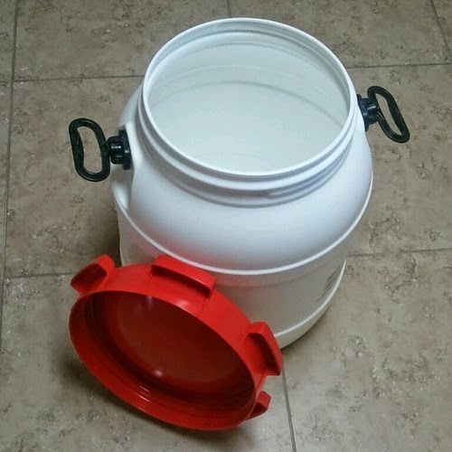 13 Gallon Beer Fermenter HDPE 2 13 Gallon Beer Fermenter HDPE 2 Food Grade