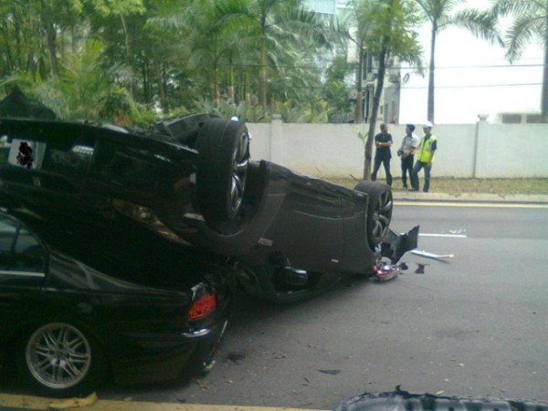 Malaysia Supercar Nissan GTR35 crashed at Jalan Ampang Driven by Car Jokey