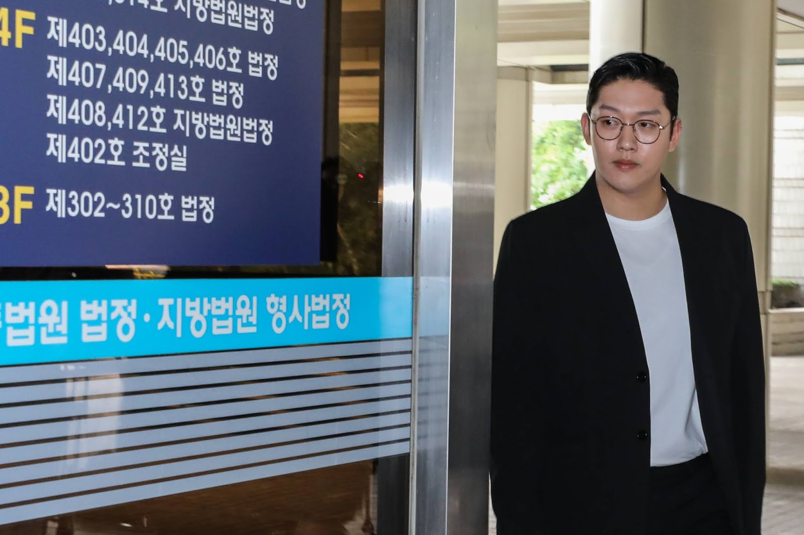 이미지에 대체텍스트 속성이 없습니다; 파일명은 origin_%25EB%25B2%2595%25EC%25A0%2595%25ED%2596%25A5%25ED%2595%2598%25EB%258A%2594%25EC%25B5%259C%25EC%25A2%2585%25EB%25B2%2594%2B%25281%2529.jpg 입니다.