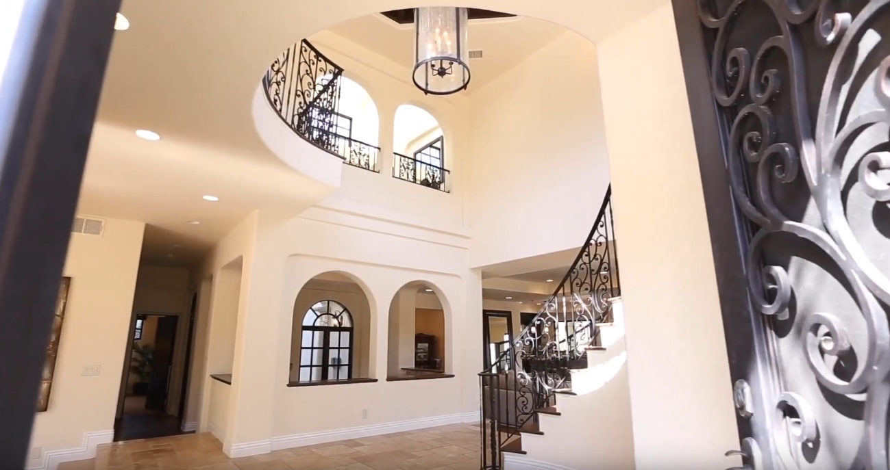 18 Photos vs. 5145 Lakeview Canyon Rd, Westlake Village, CA Home Interior Design Tour