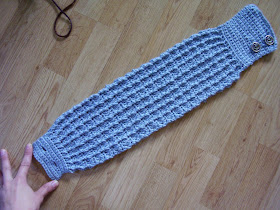 left of average, south of normal: crochet pattern: ribbed neckwarmer