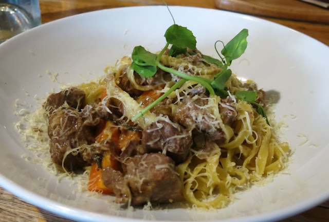 Il Melograno, Northcote, lamb ragu