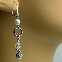 Anting Hilang : Kanan, Kiri, Lepas, Berlian, Rusak, Patah, Sebelah -  Dokumentasi Liestanti Anexia