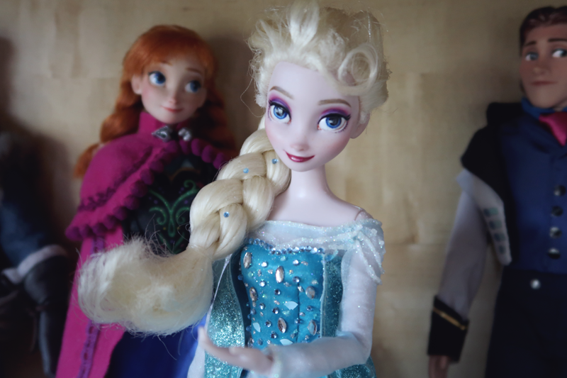 Disney Frozen doll customization face ups - Anna Elsa