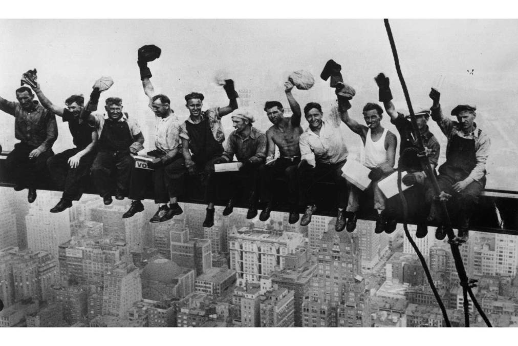 Random Musings: Lunch Atop A Skyscraper by Charles C. Ebbets