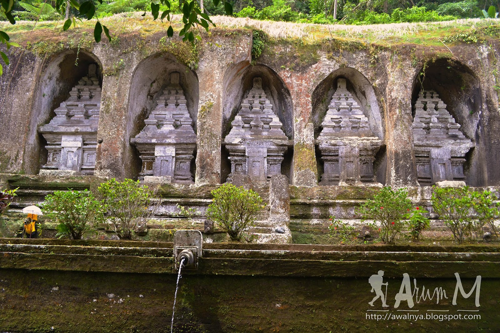 Indonesia Sungguh Indah: Pura Candi Gunung Kawi, Lembah Para Raja