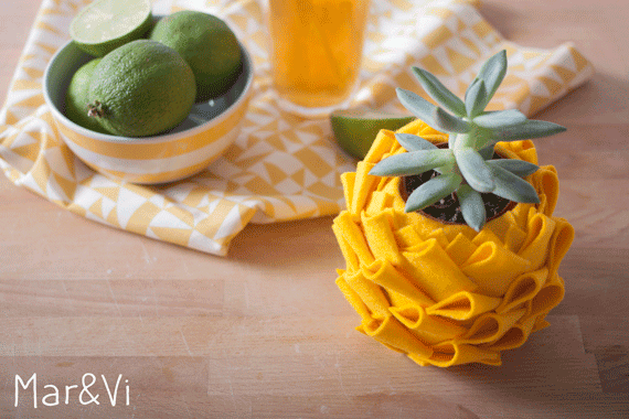 como hacer un macetero en forma de piña