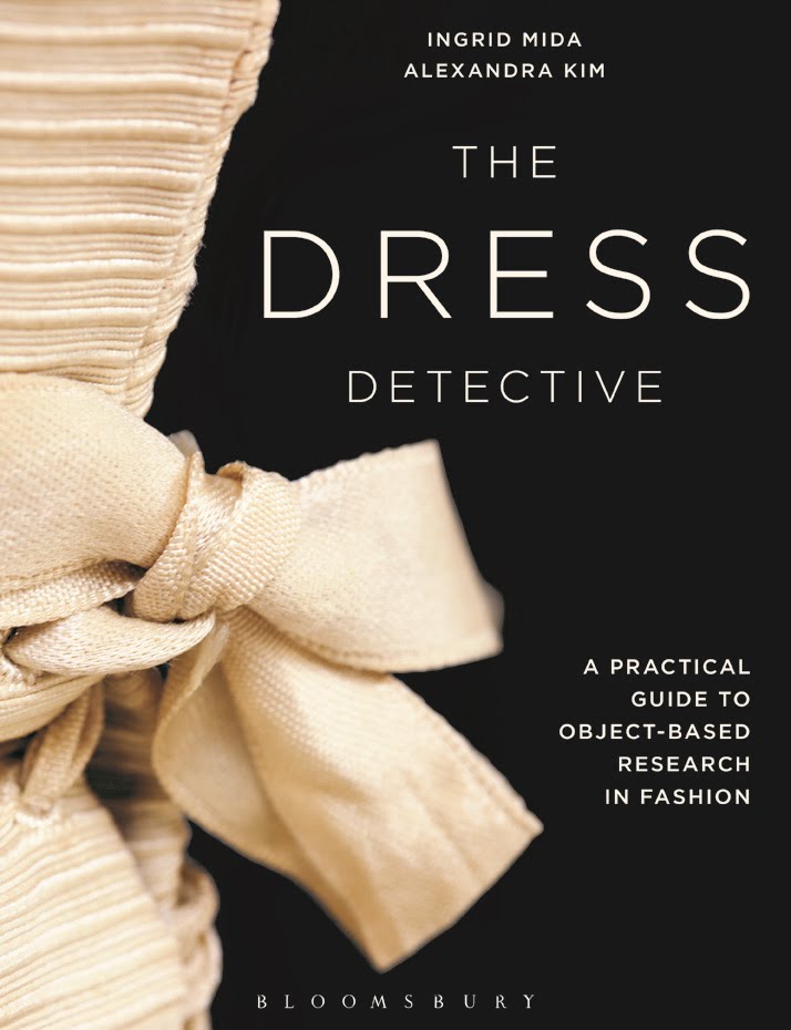 The Dress Detective
