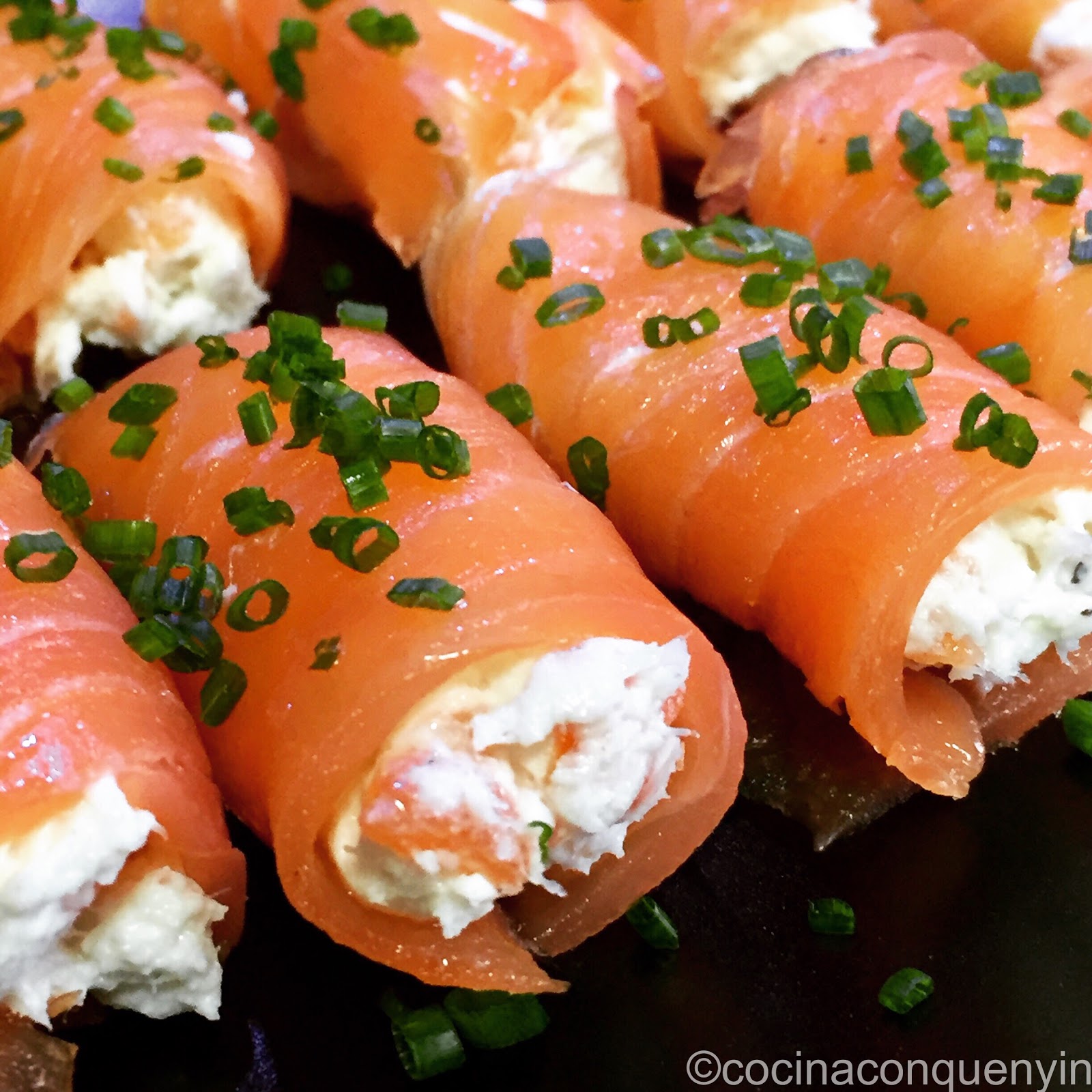 Cocina con Quenyin Salmón ahumado relleno de brandada de bacalao