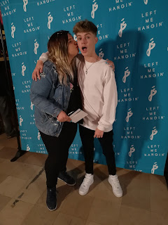 Trop 11- HRVY (pl + eng)