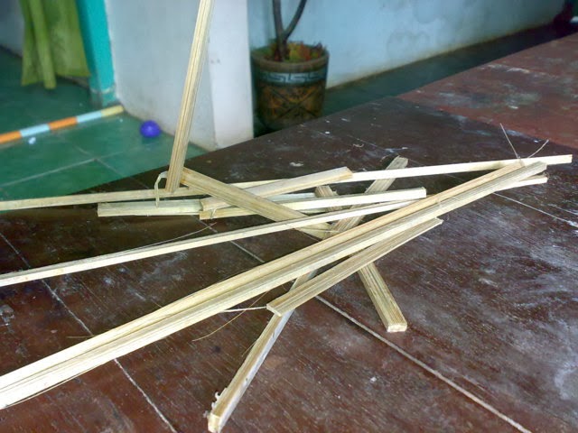 Cara Mudah  Membuat  Rumah dari  Bambu  Limbah Cara Mudah 